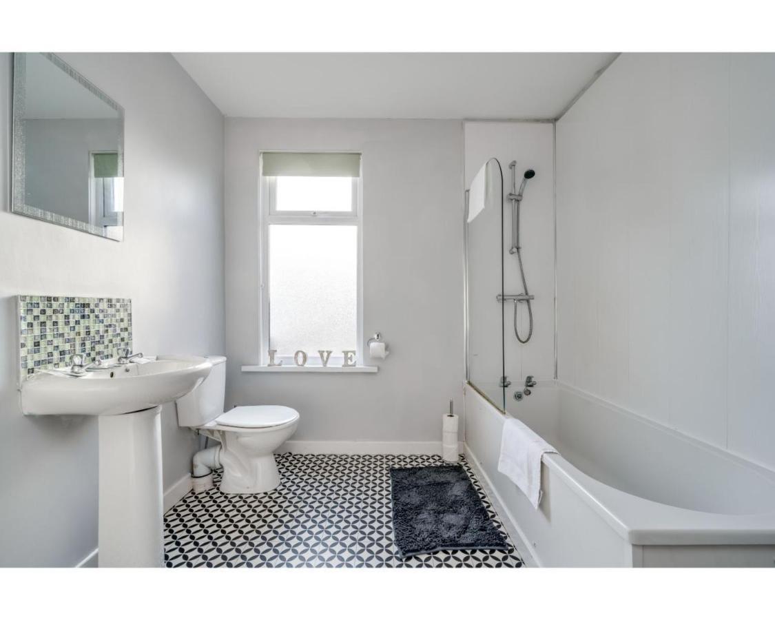Central Belfast Apartments Ravenhill Εξωτερικό φωτογραφία